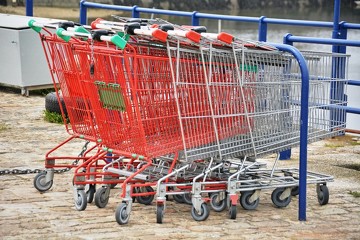 commerce montigny-le-bretonneux