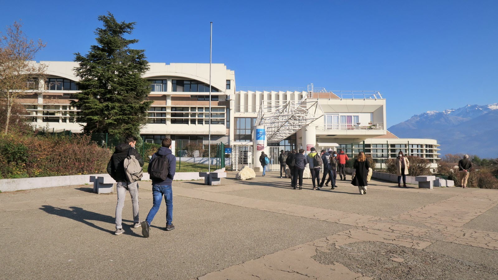 établissement scolaire cannes