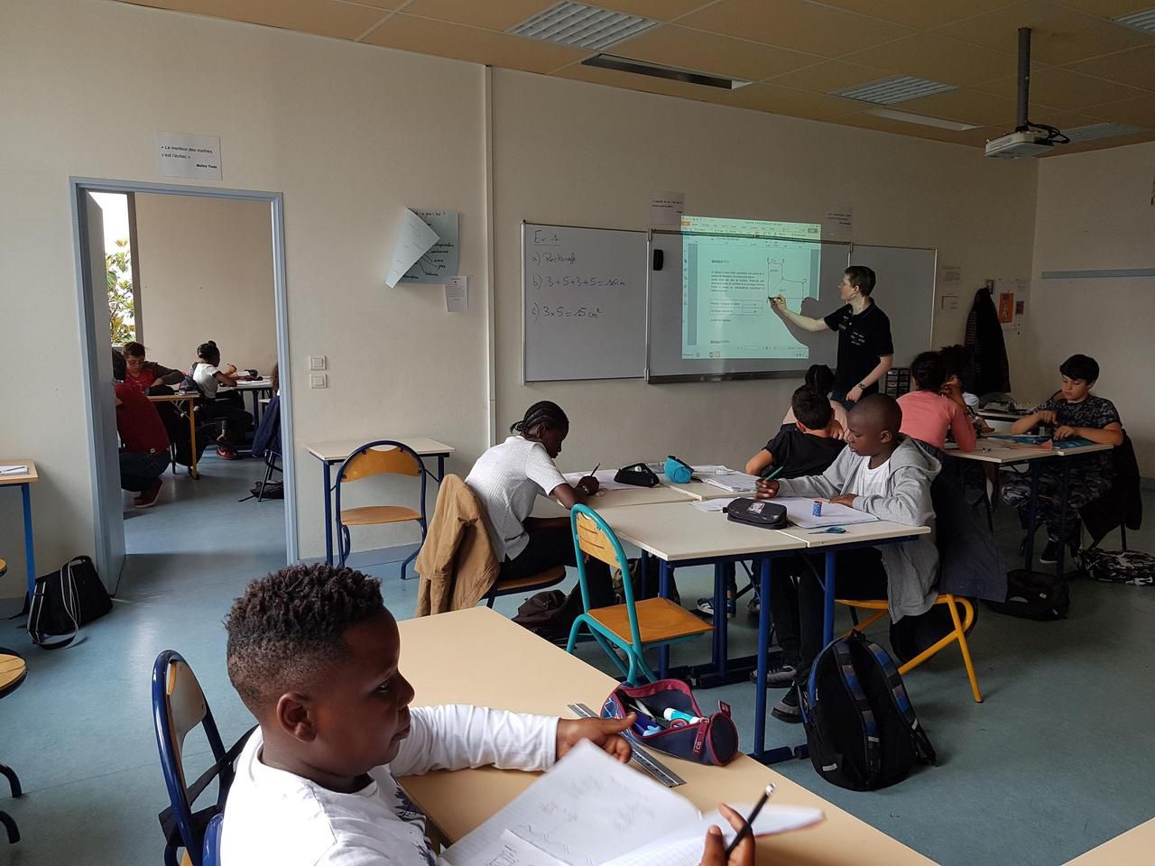 établissement scolaire pontoise