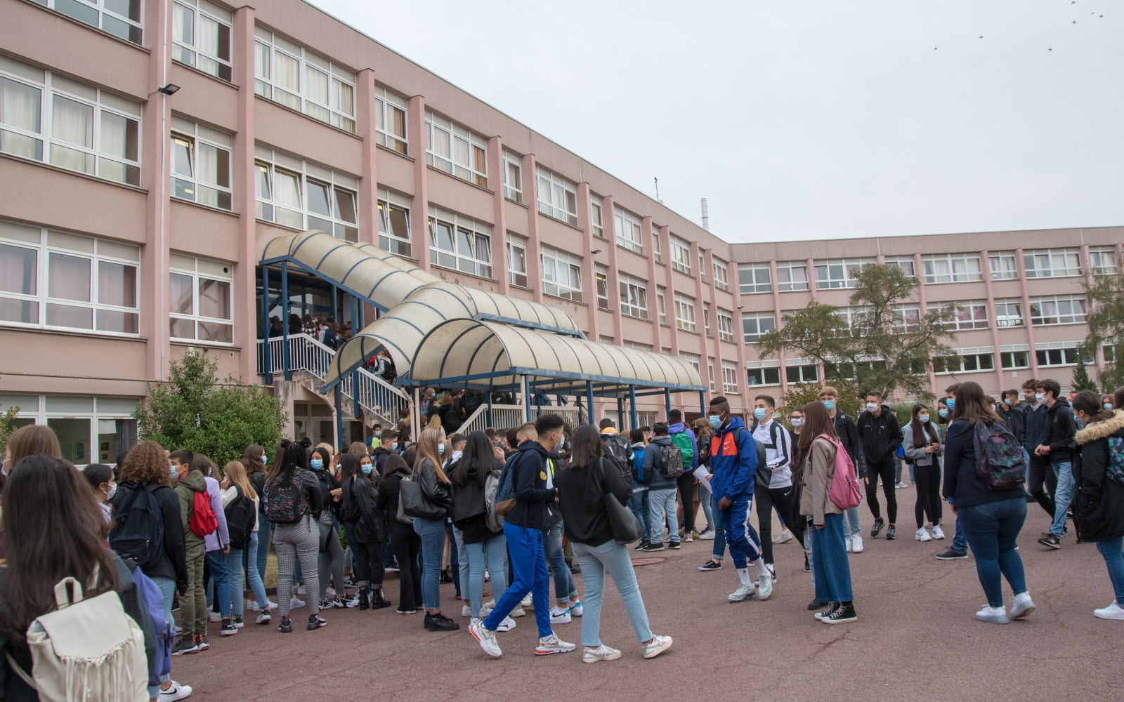 établissement scolaire reims