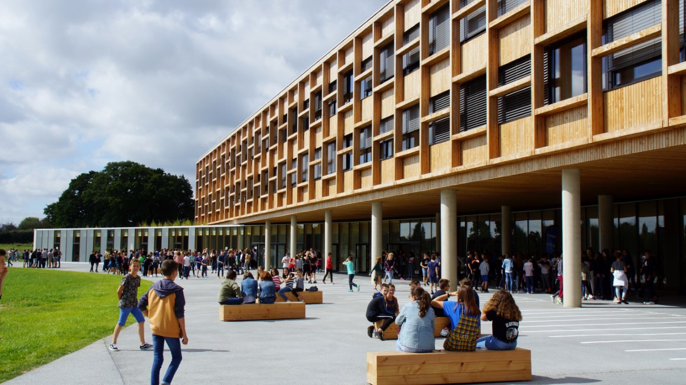 établissement scolaire sète