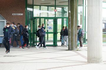 établissement scolaire stains