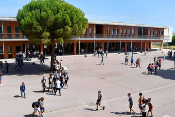 établissement scolaire vénissieux