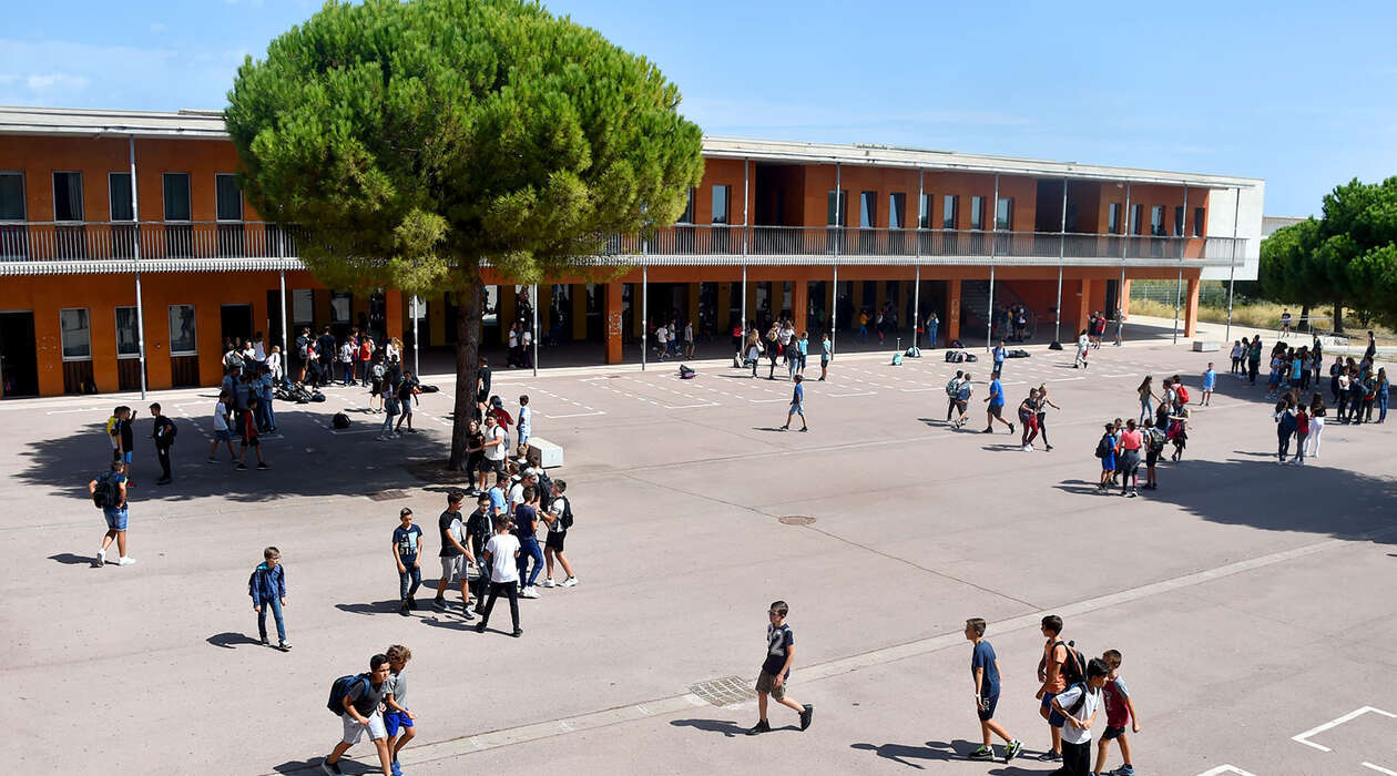 établissement scolaire vénissieux