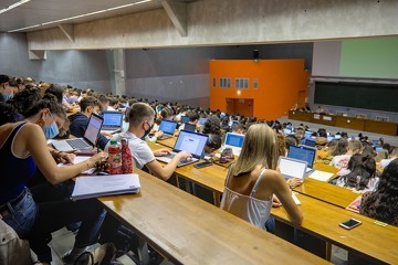 étude postbac mantes-la-jolie