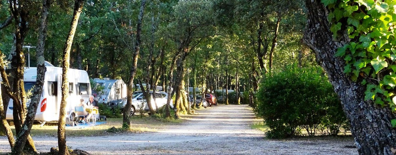 hébergement touristique corbeil-essonnes