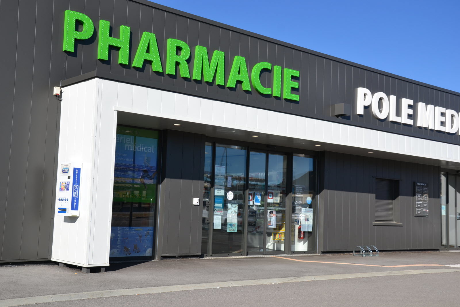 pharmacie et labo thonon-les-bains