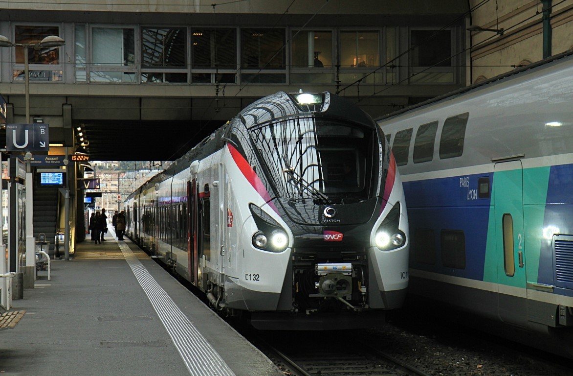 transport hyères